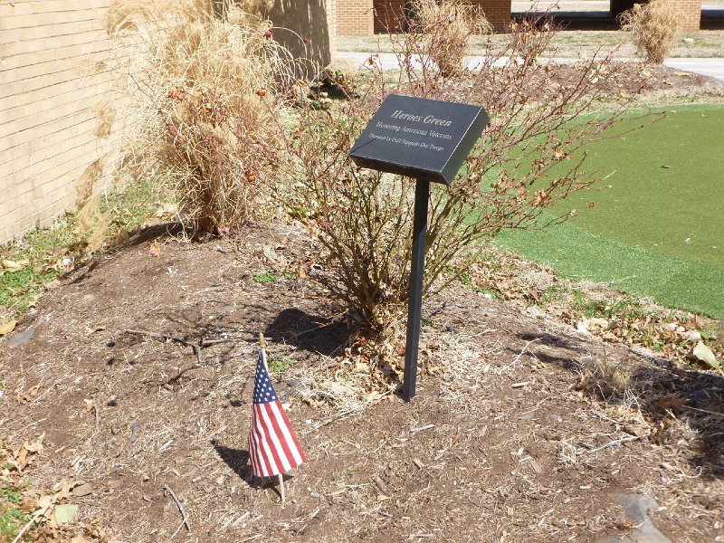 VA Garden March 2104 028